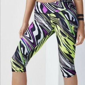 NWT Fabletics Neon Print Salar Crop Medium